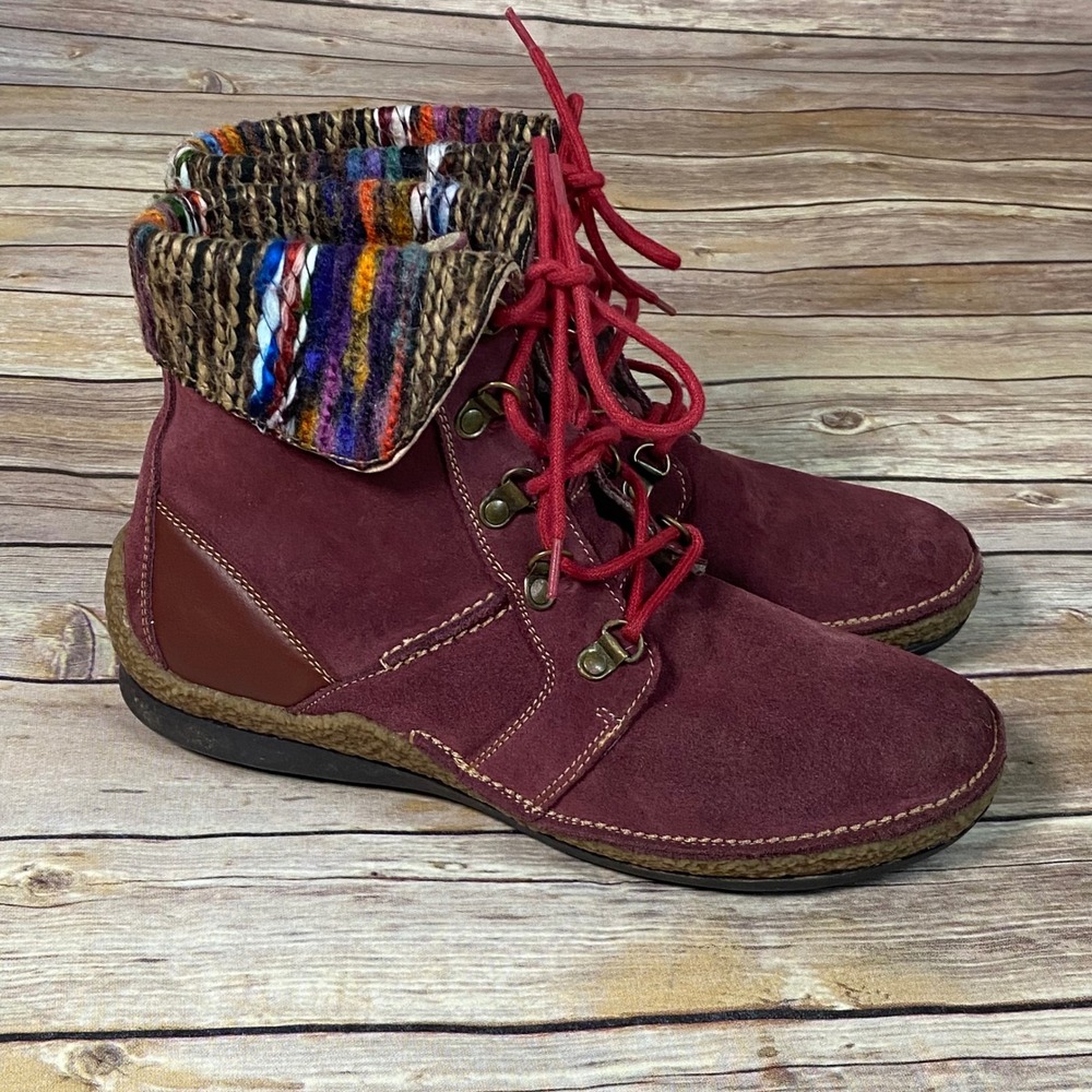 Propet Burgundy Suede Lace Up Ankle Boots Multi Color Knit Collar Womens